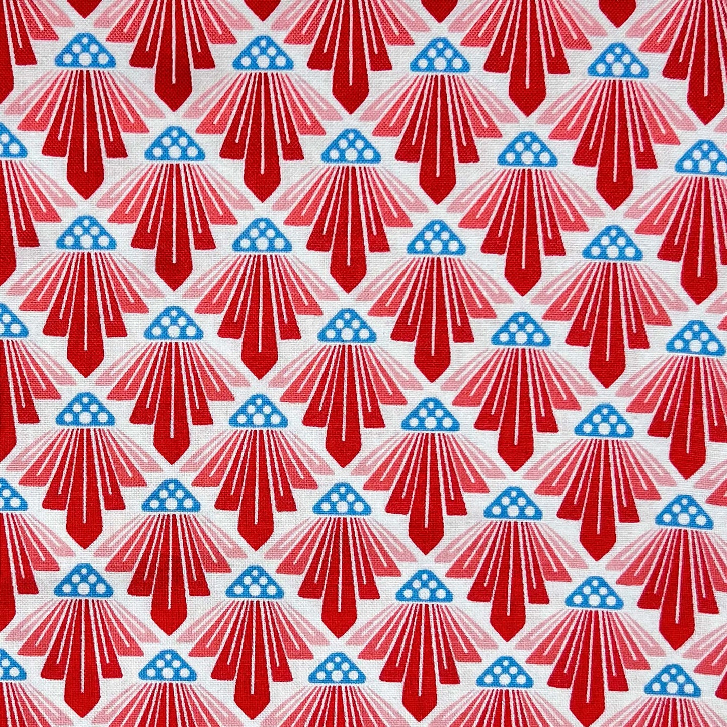 Tessuto a fantasia geometrica astratta rosso e blu
