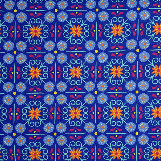 Tessuto a fantasia geometrica su fondo azzurro brillante
