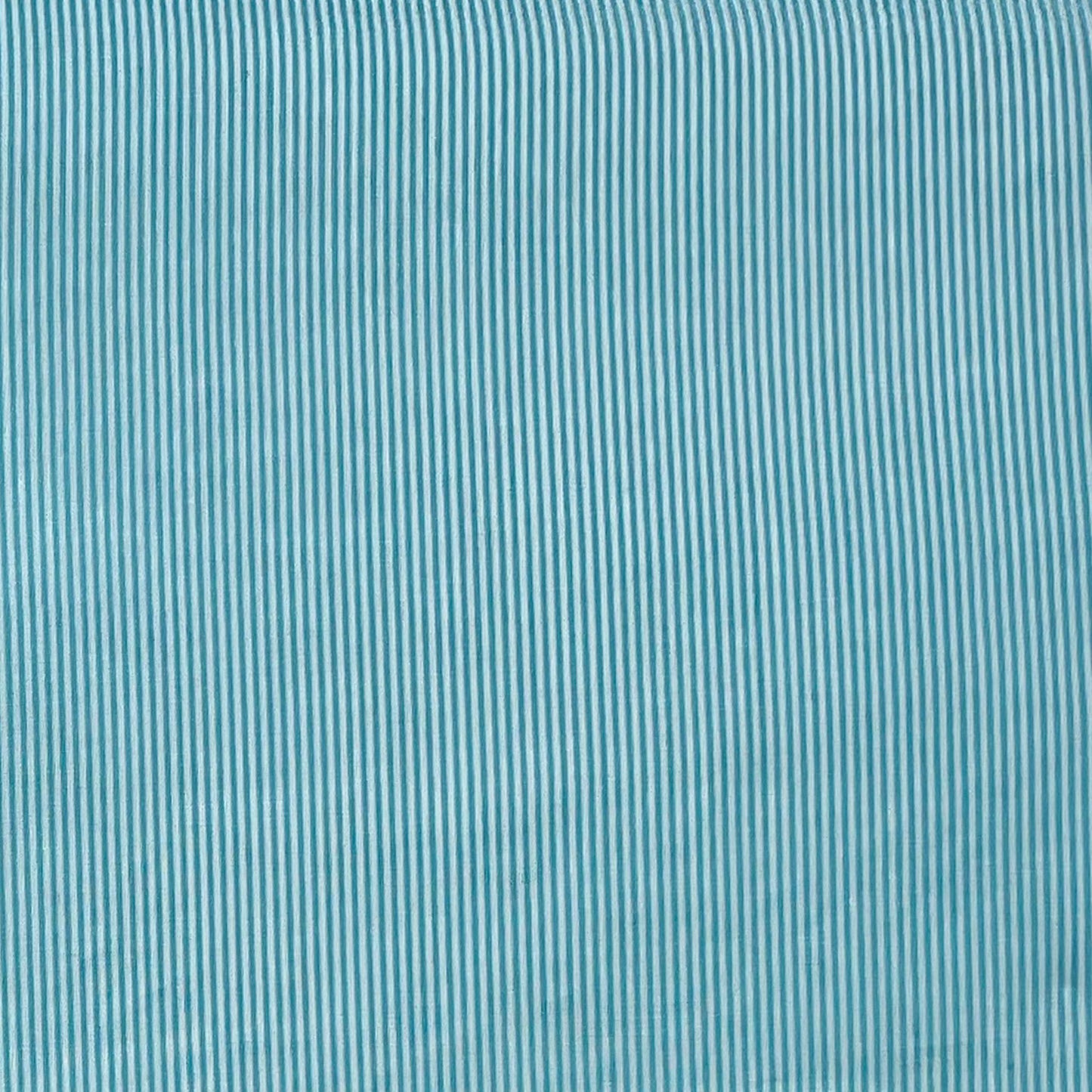 Tessuto millerighe azzurro e bianco